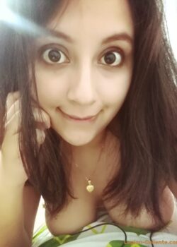 Jeniffer Tetona + Videos