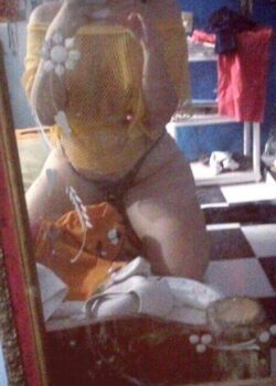 Karla Mostrando Sus Ricas Nalgas En Video