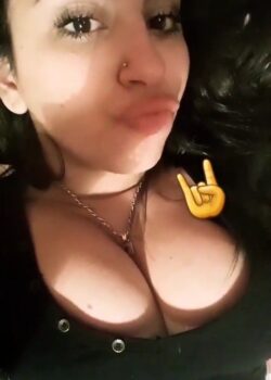 Alicia Falcon Rica Tetona