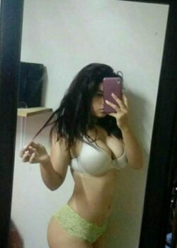 Anais Mena Abierta De Piernas