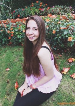 Montserrat Rica Flaquita