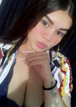 Mireya Andrade Buena Tetona