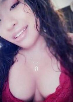 Karla González Putita De Ricas Tetas