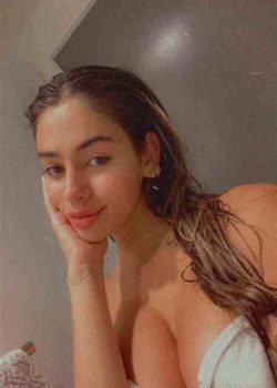 Bella Carolina Samani