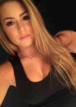 Bella putita Nicole Melillo