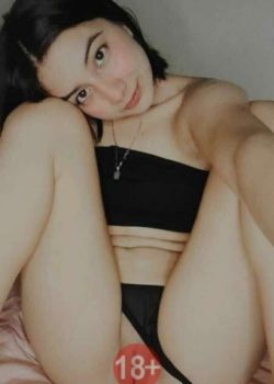 Deliciosa Vale tiene ganas de jugar