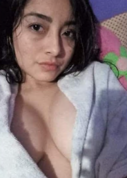 Zorrita Britany y sus jugosas tetas